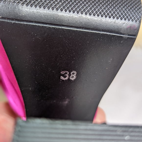 Hot Pink Mary Jane Barbie Core Platform Heels Rhinestone Accents Size 38 - Picture 7 of 8